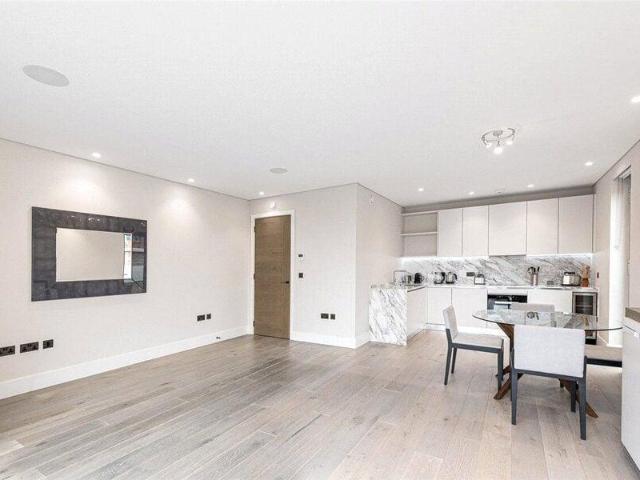 Apartment for rent in Cat Hill, England