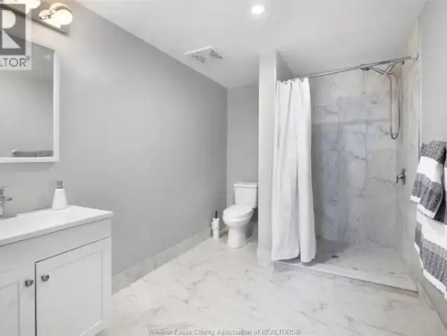 Apartment for rent in Maidstone, Ontario