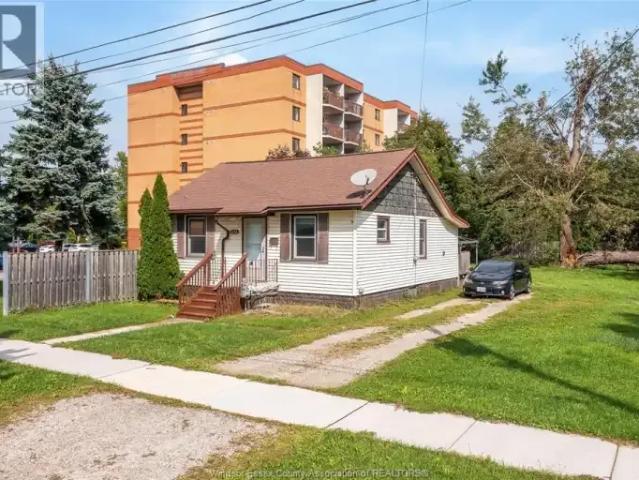 Apartment for rent in Fontainebleau, Windsor