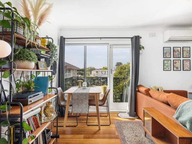 Apartment for sale in Windsor, Melbourne