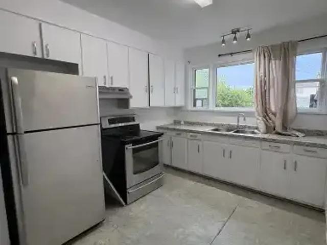 Apartment for rent in East St. Paul, Manitoba