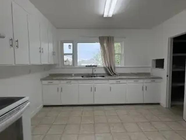 Apartment for rent in East St. Paul, Manitoba