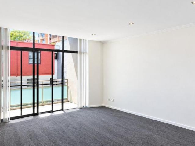Apartment for sale in Woolloomooloo, Council of the City of Sydney