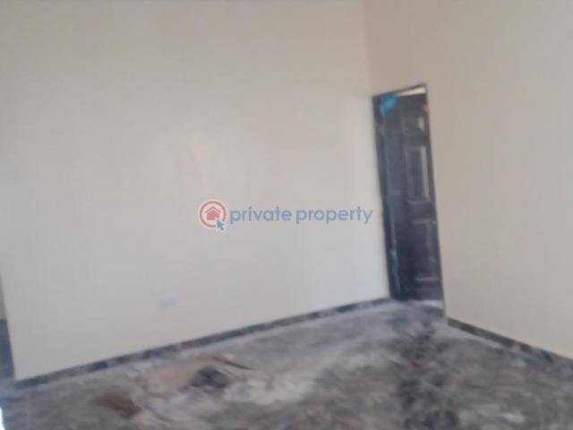 Apartment for rent in Obafemi Owode