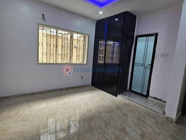 Apartment for rent in Lagos, Ilupeju