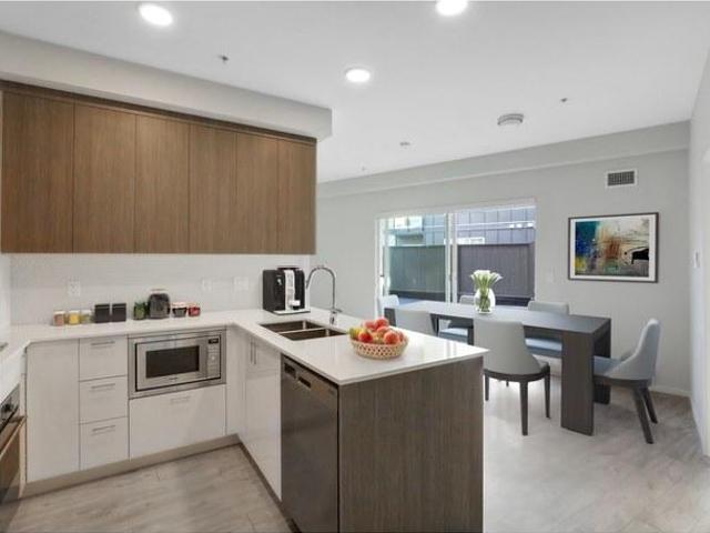 Condo for rent in Burnaby