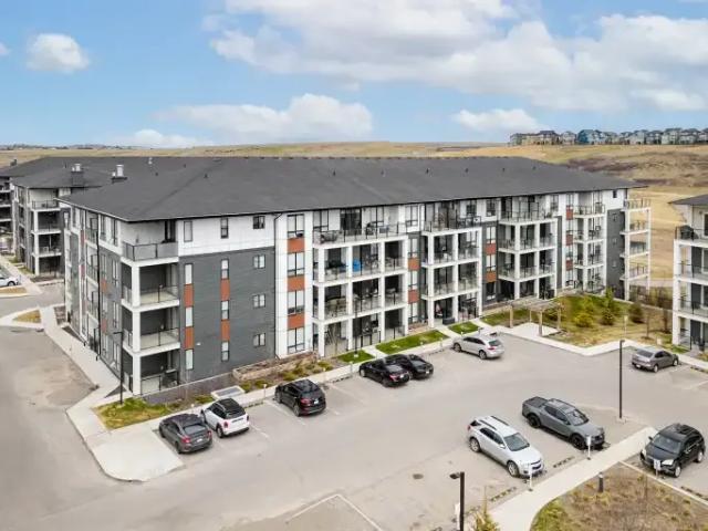 Condo for rent in Northwest, Alberta