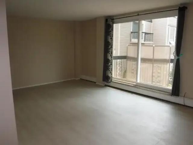 Condo for rent in Northwest, Alberta