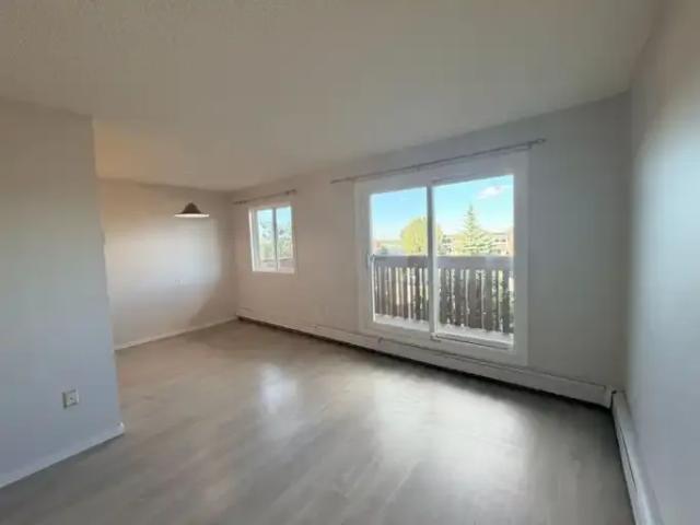Condo for rent in Northwest, Alberta