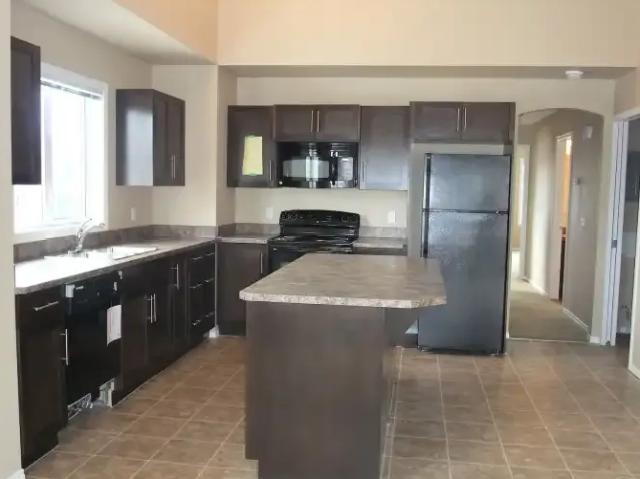 Condo for rent in Northwest, Alberta