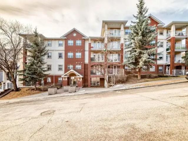 Condo for rent in Northwest, Alberta