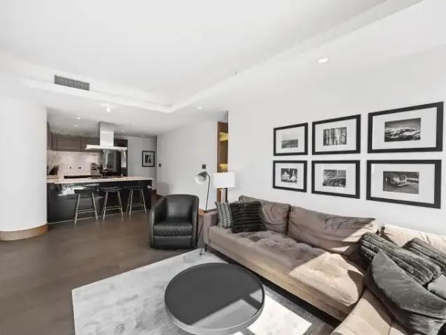 Condo for rent in Eau Claire, Calgary