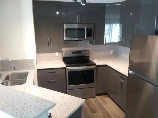 Condo for rent in Somerset, Calgary