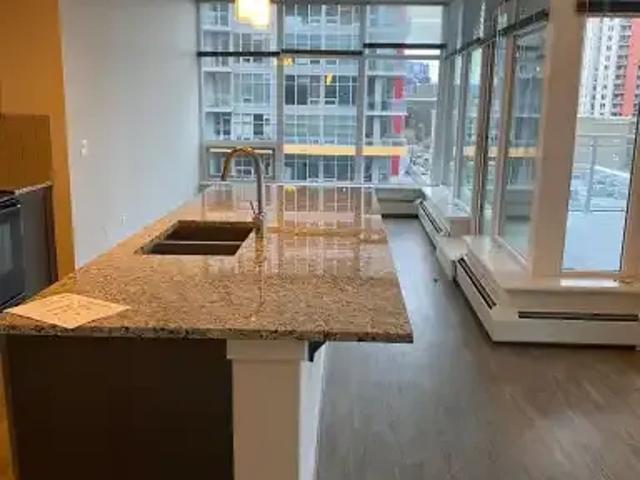 Condo for rent in Connaught, Calgary
