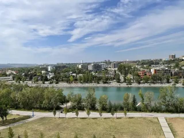 Condo for rent in Eau Claire, Calgary