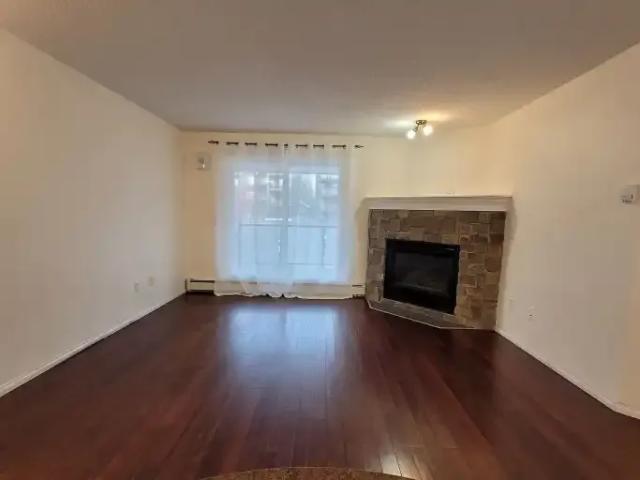 Condo for rent in Signal Hill, Calgary