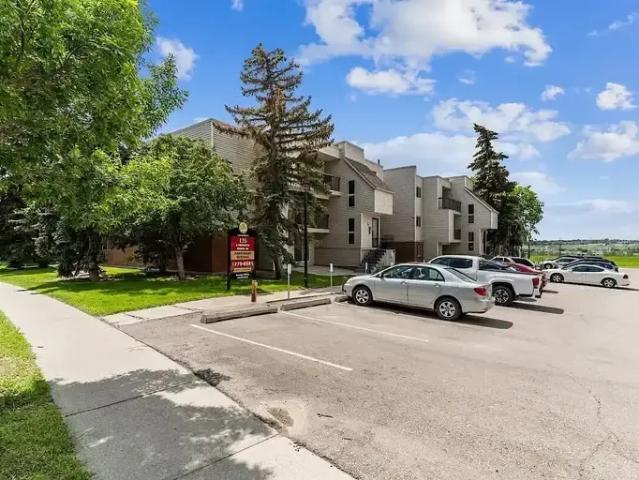 Condo for rent in Northwest, Alberta