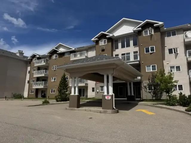 Condo for rent in Cherry Grove, Alberta