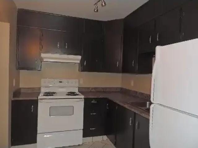 Condo for rent in Cherry Grove, Alberta