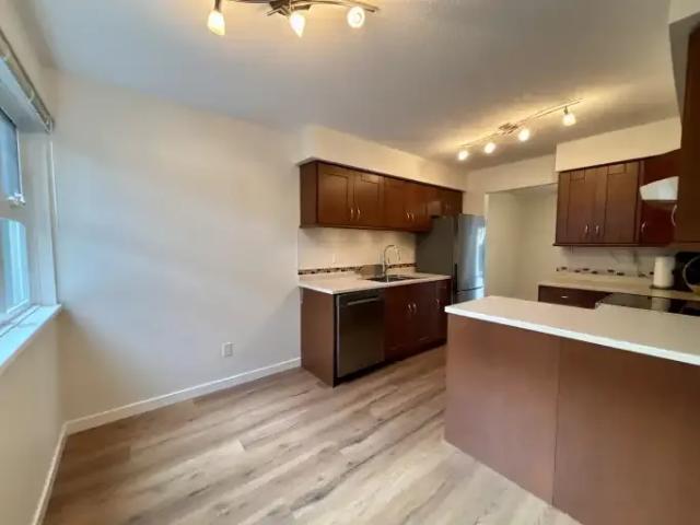 Condo for rent in Ladner, Delta