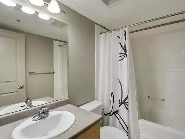 Condo for rent in Wedgewood, Alberta