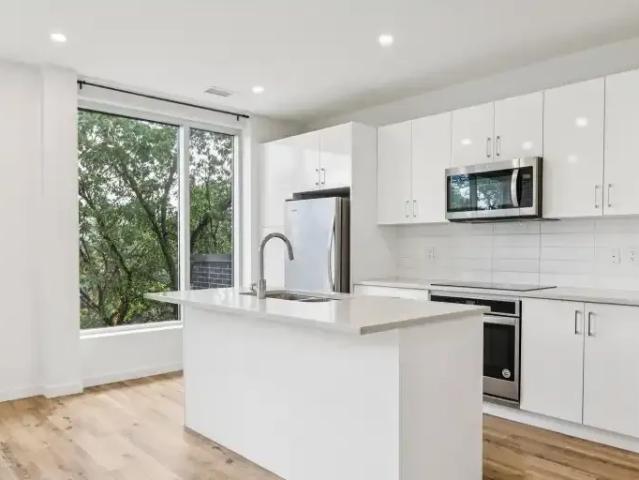 Condo for rent in Wedgewood, Alberta