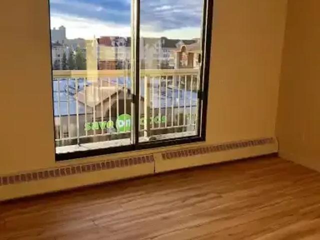 Condo for rent in Wedgewood, Alberta