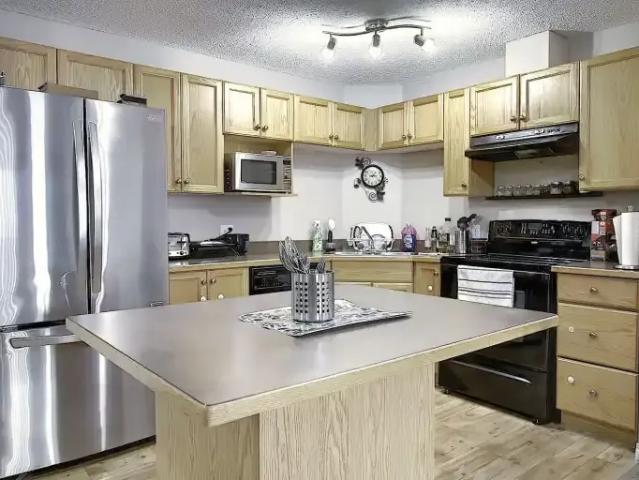 Condo for rent in Wedgewood, Alberta