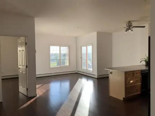 Condo for rent in Wedgewood, Alberta
