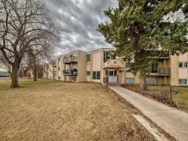 Condo for rent in Wedgewood, Alberta
