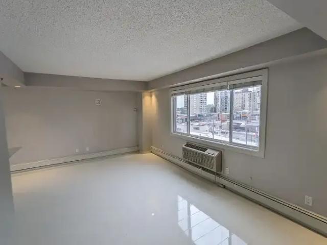 Condo for rent in Wedgewood, Alberta