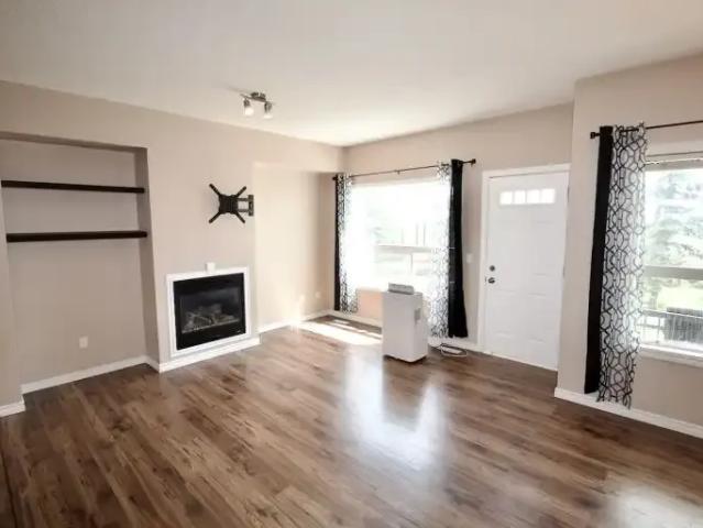 Condo for rent in Wedgewood, Alberta