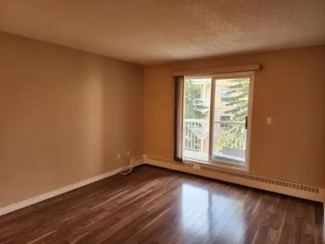 Condo for rent in Wedgewood, Alberta