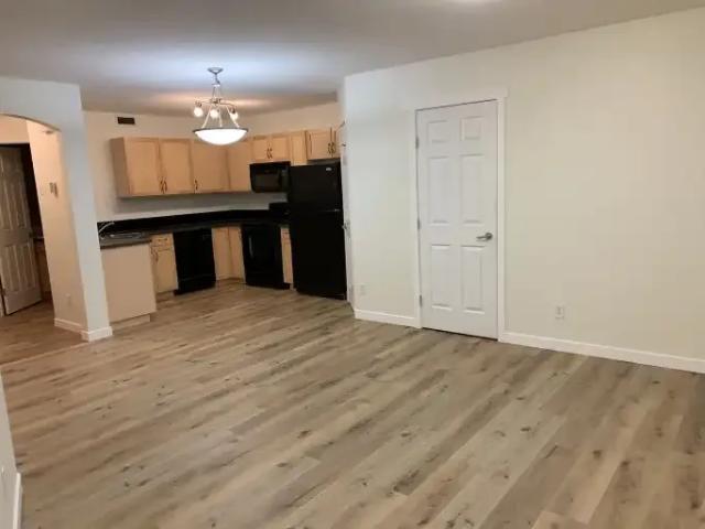 Condo for rent in Ellerslie Crossing, Edmonton