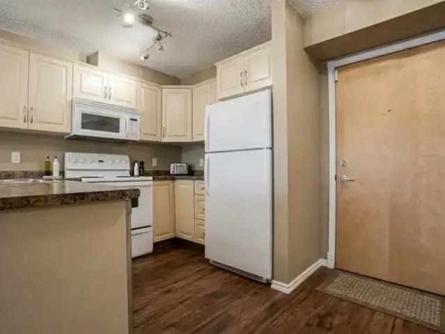 Condo for rent in Lessard, Edmonton