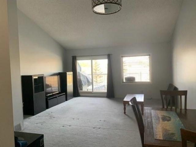 Condo for rent in Lessard, Edmonton