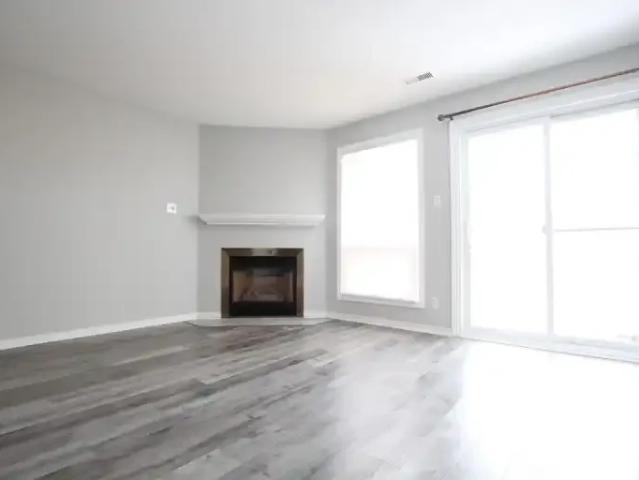 Condo for rent in Orléans Village - Châteauneuf, Ottawa