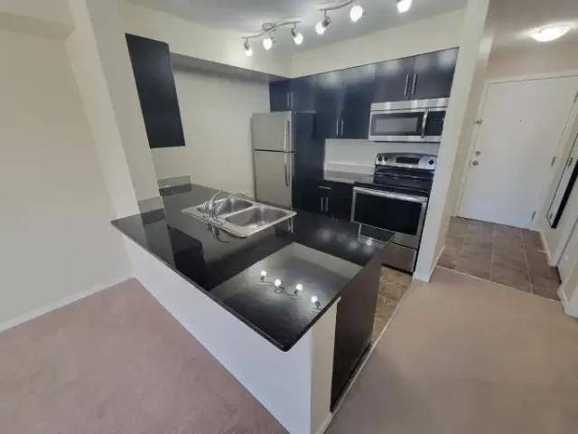 Condo for rent in Saint Albert, Alberta