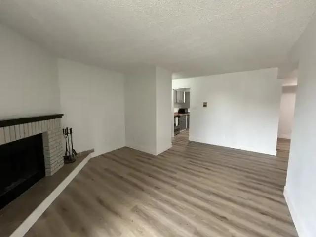 Condo for rent in Saint Albert, Alberta