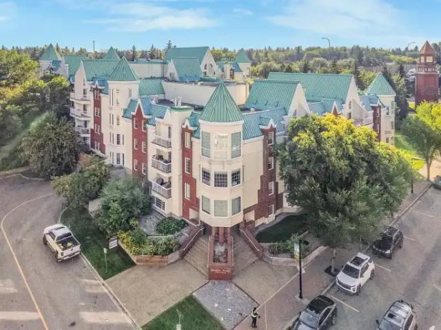 Condo for rent in Saint Albert, Alberta