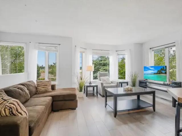 Condo for rent in Strathmore, Alberta