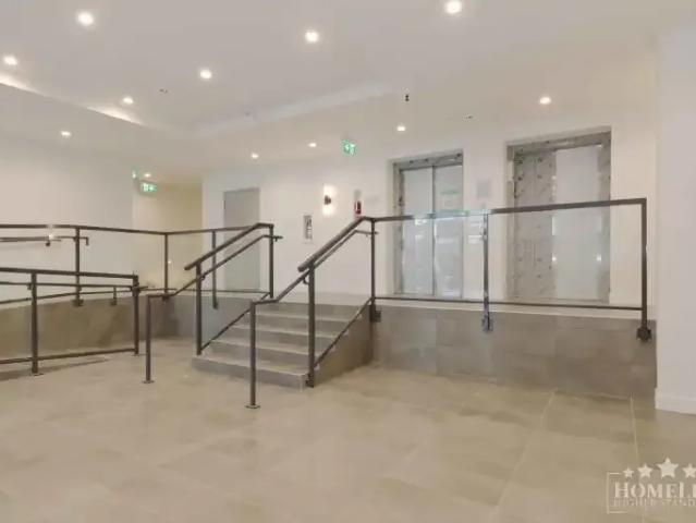 Condo for rent in Surrey, British Columbia