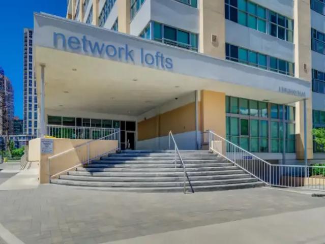 Condo for rent in Etobicoke—Lakeshore, Toronto