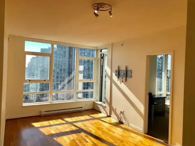 Condo for rent in Yaletown, Vancouver