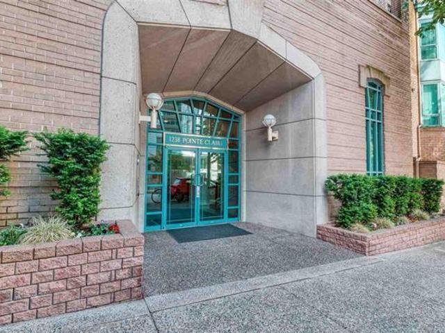 Condo for rent in Coal Harbour, Vancouver