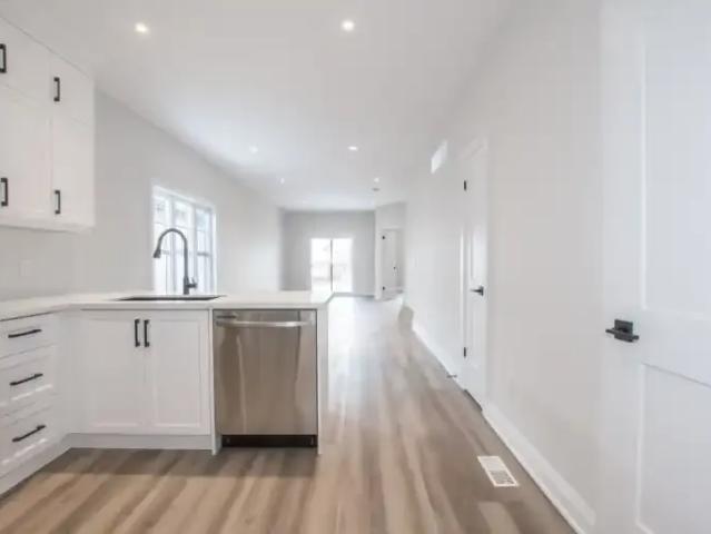 Condo for rent in Niagara, Ontario