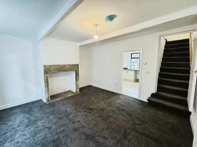 House for rent in Queensbury, West Yorkshire
