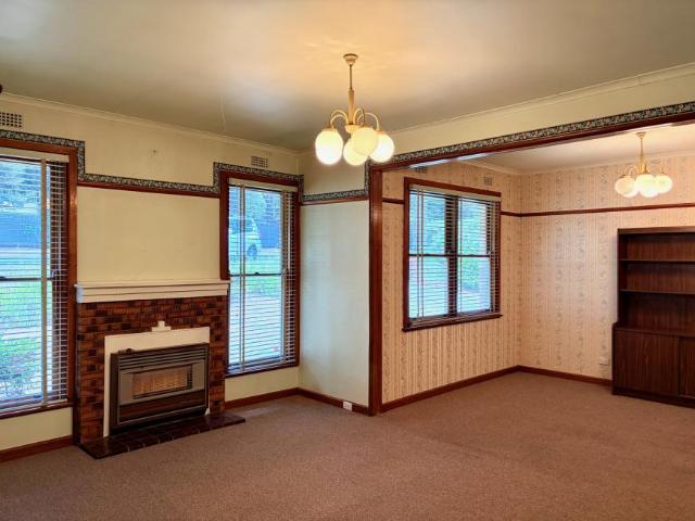 House for sale in Ashwood, Melbourne