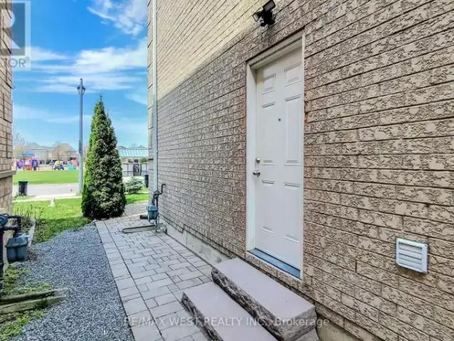 House for rent in Bradford West Gwillimbury, Ontario