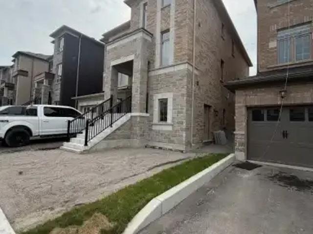 House for rent in Bradford West Gwillimbury, Ontario